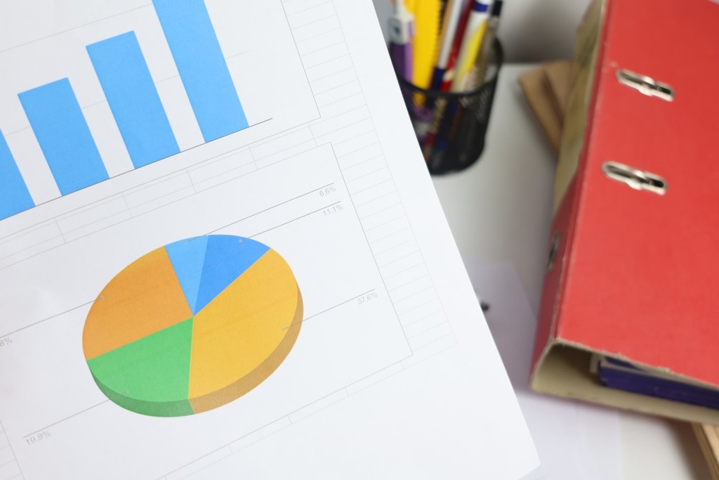 [GES.06] Recurring sustainability reporting (CSRD-ESRS report, VSME, ratings)